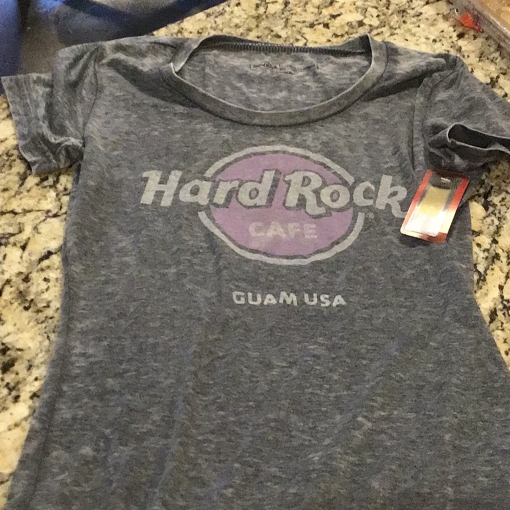 Hard Rock Cafe medium shirt new ❤️